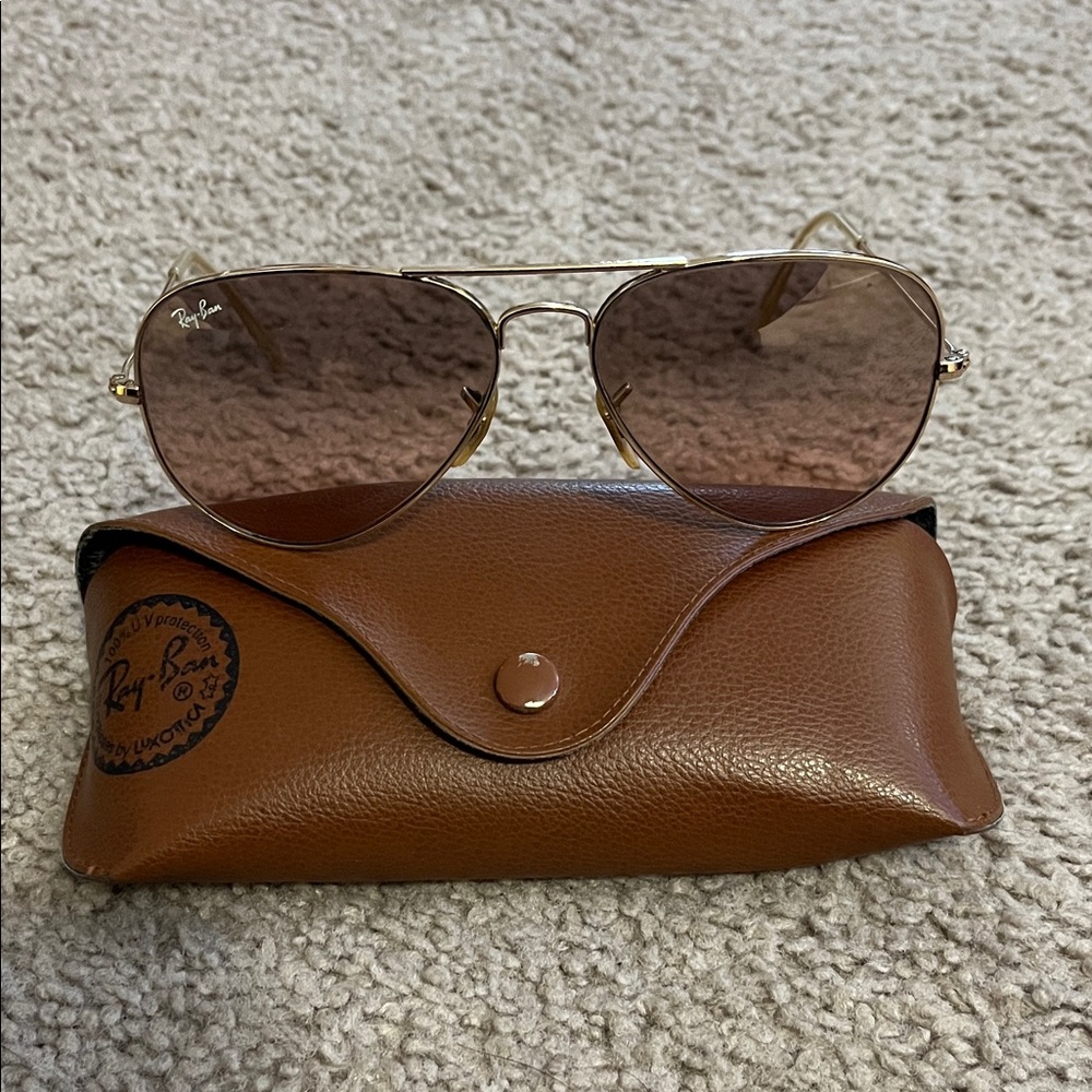 Ray-Ban Aviator Sunglasses
